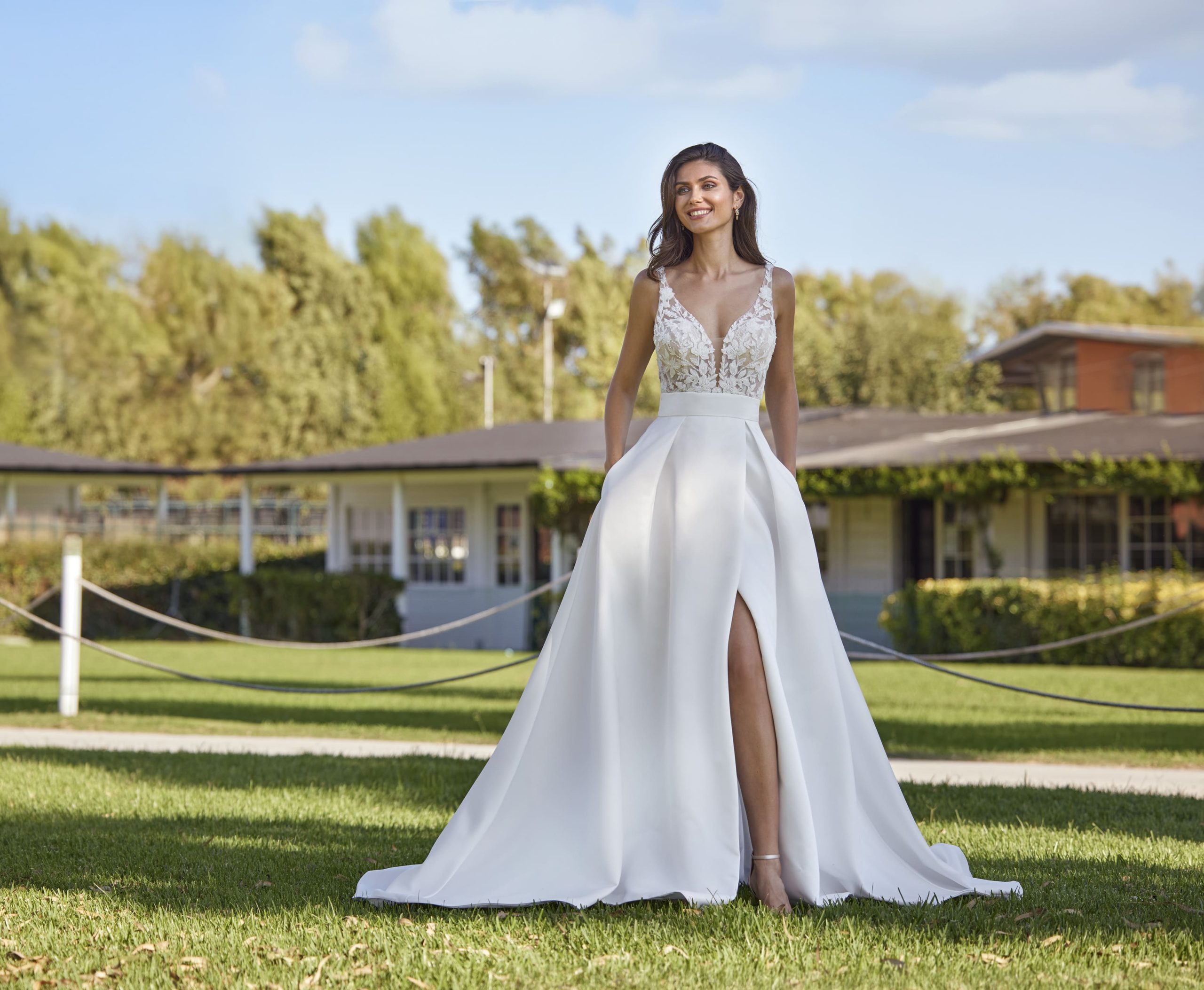 Robe de mariée 028-robe satin — À l’infini mariage