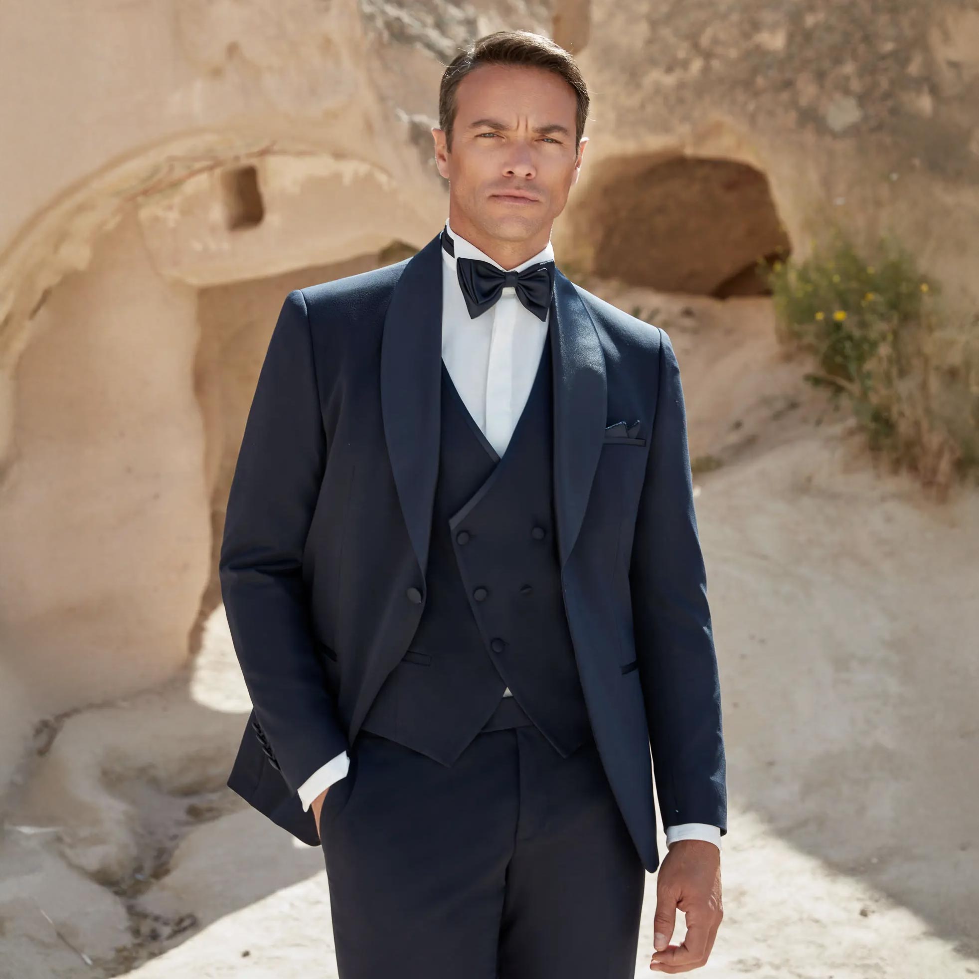 Nos costumes de mariage : Les styles : classique, champêtre, décontracté et smoking